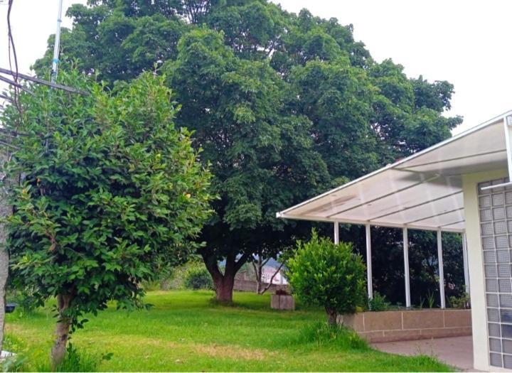 A Casa De Abelleira Ponteareas住宿加早餐旅馆 外观 照片