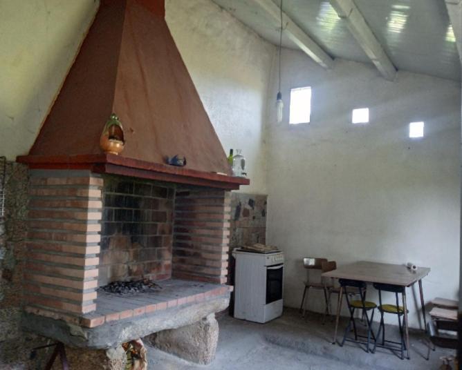 A Casa De Abelleira Ponteareas住宿加早餐旅馆 外观 照片
