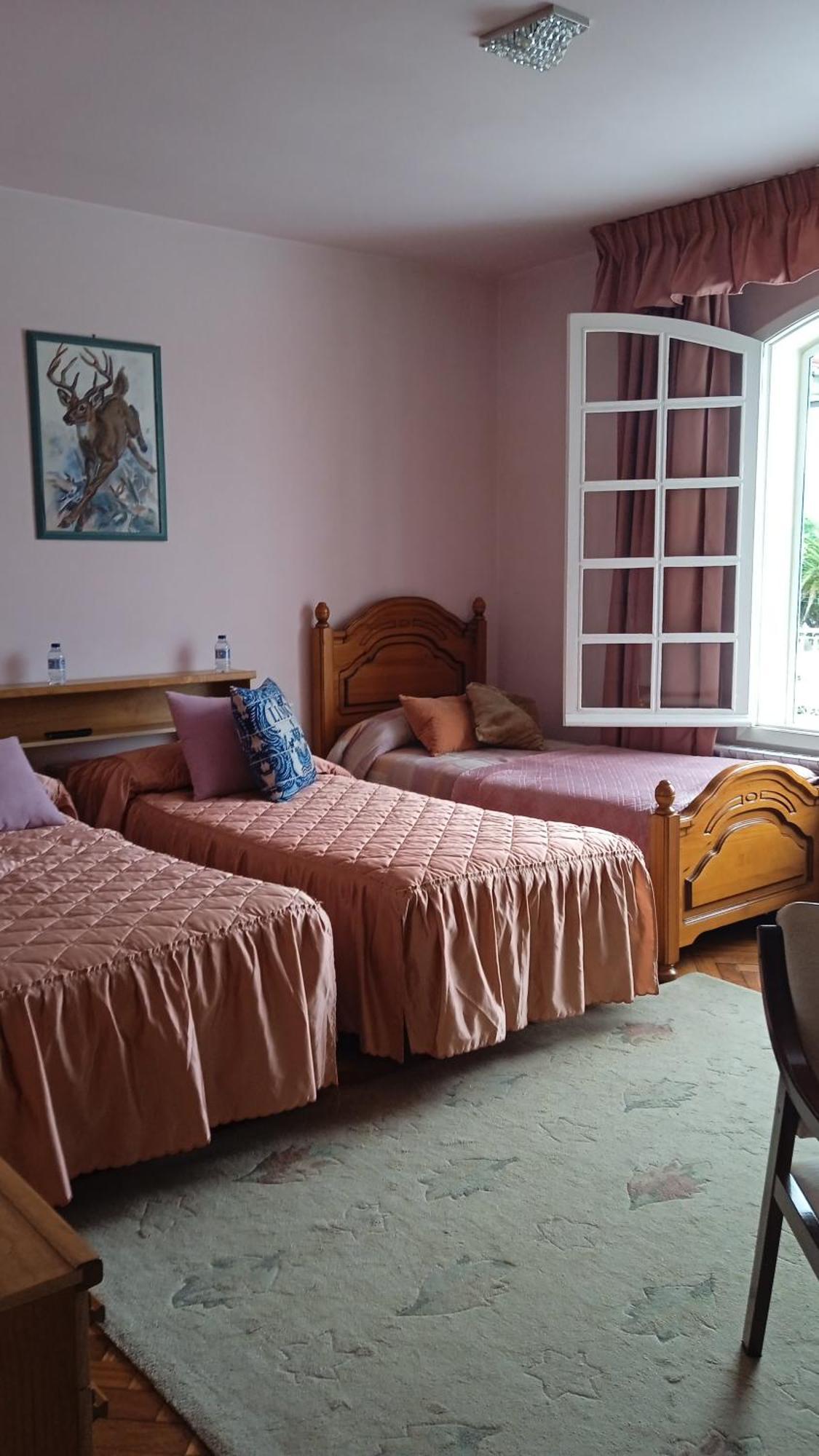 A Casa De Abelleira Ponteareas住宿加早餐旅馆 外观 照片